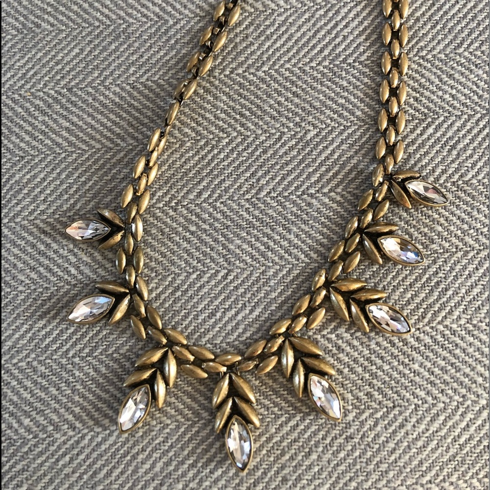 Stella & Dot Birdie Statement Necklace